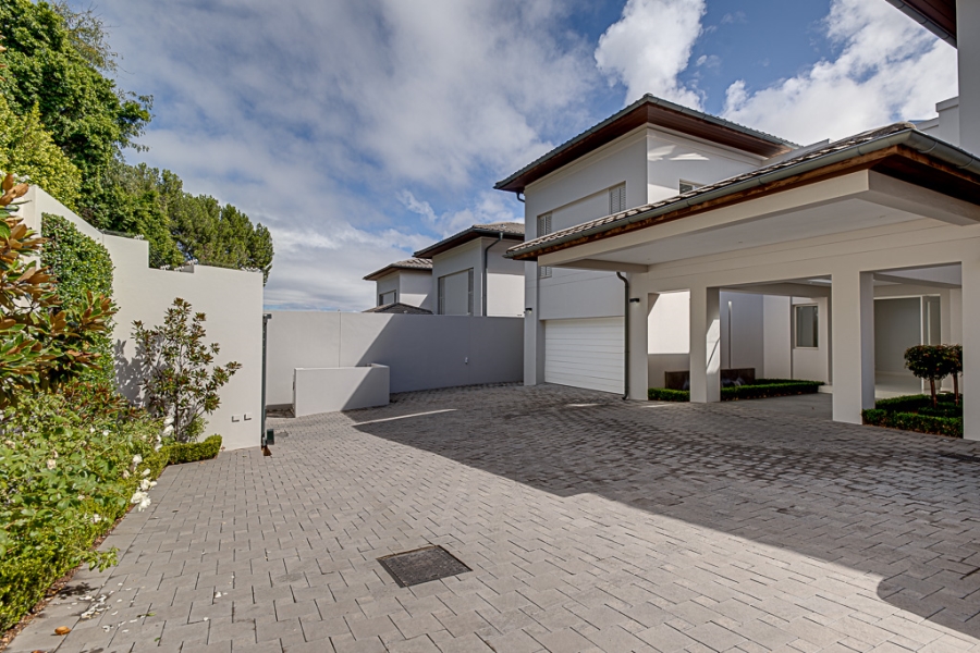 5 Bedroom Property for Sale in Hyde Park Gauteng