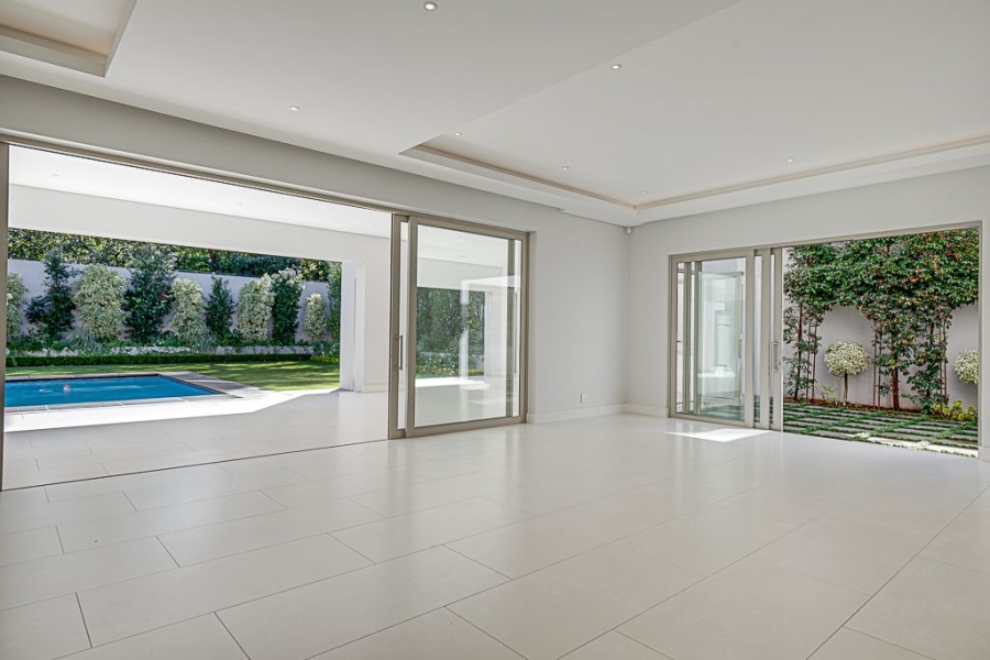 5 Bedroom Property for Sale in Hyde Park Gauteng