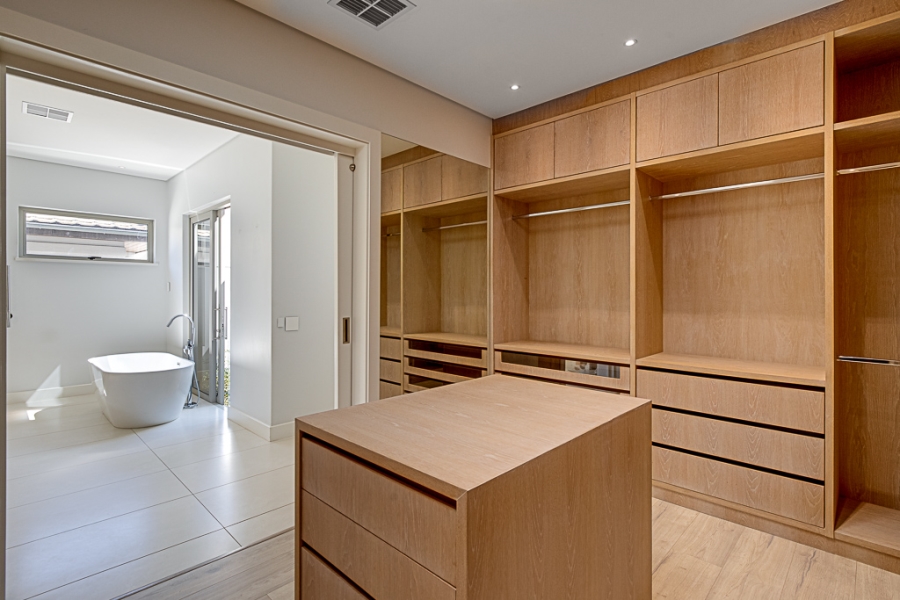 5 Bedroom Property for Sale in Hyde Park Gauteng