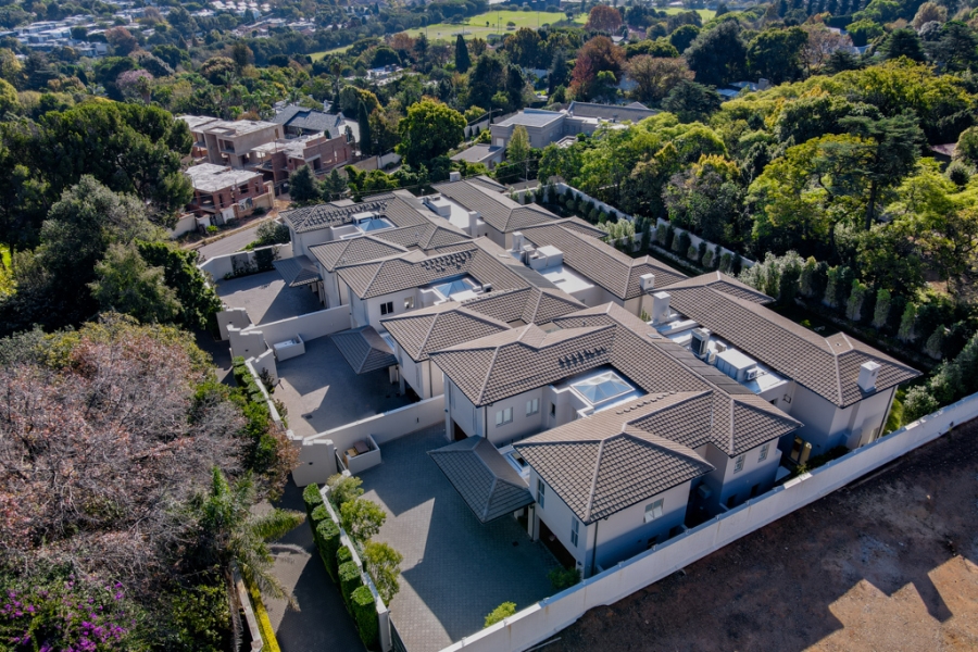 5 Bedroom Property for Sale in Hyde Park Gauteng