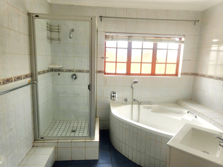 3 Bedroom Property for Sale in Centurion Golf Estate Gauteng