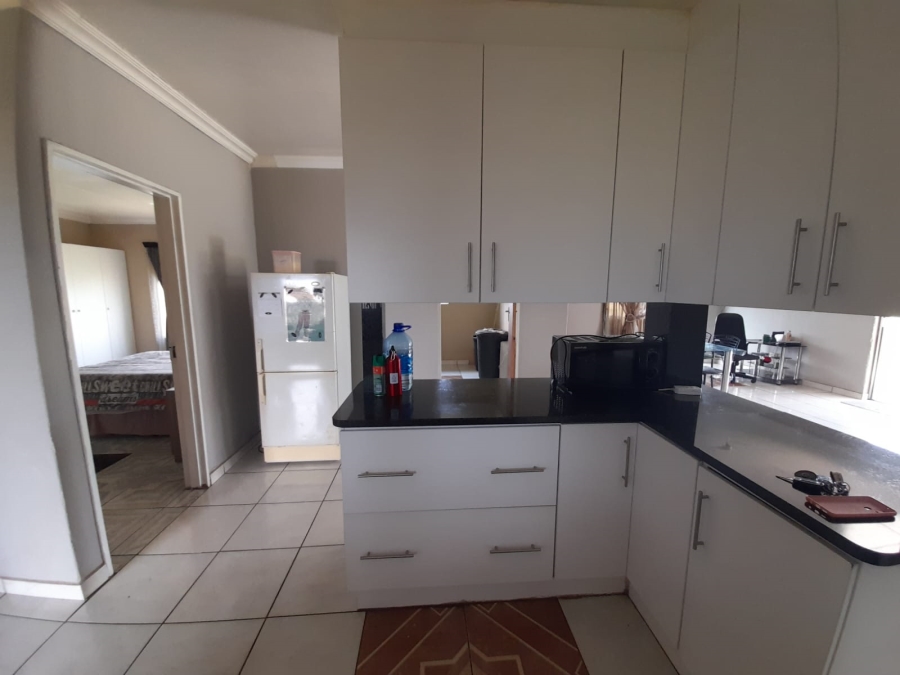 2 Bedroom Property for Sale in Helderstrome AH Gauteng