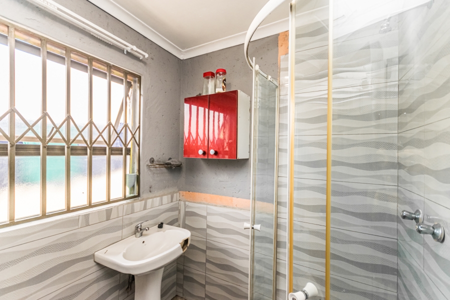 2 Bedroom Property for Sale in Bram Fischerville Gauteng