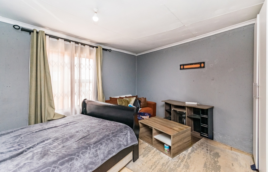 2 Bedroom Property for Sale in Bram Fischerville Gauteng