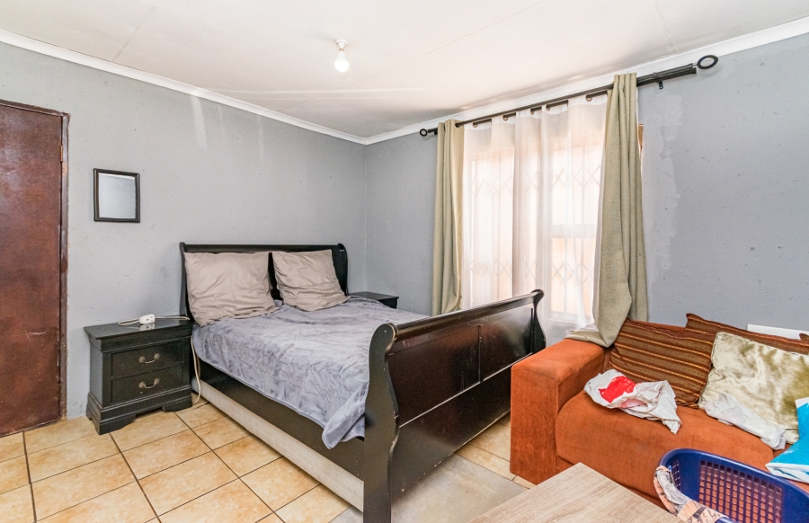 2 Bedroom Property for Sale in Bram Fischerville Gauteng