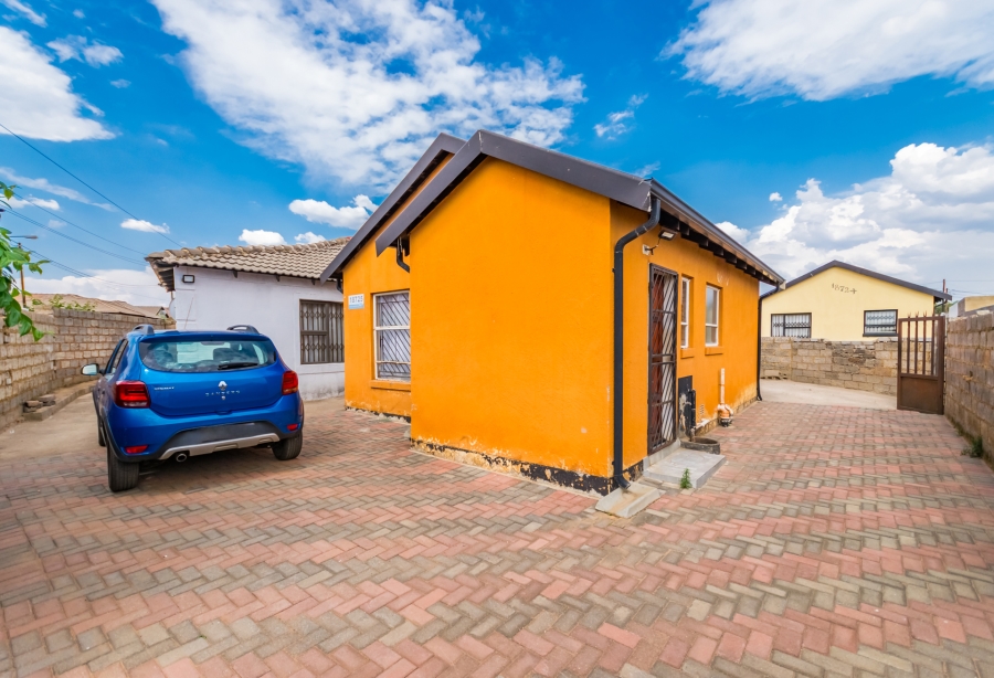 2 Bedroom Property for Sale in Bram Fischerville Gauteng