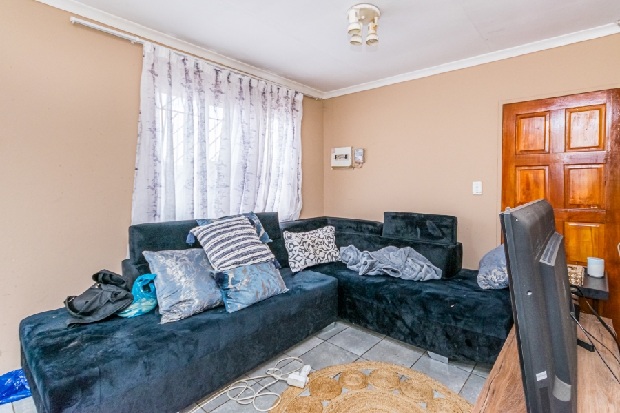 2 Bedroom Property for Sale in Bram Fischerville Gauteng