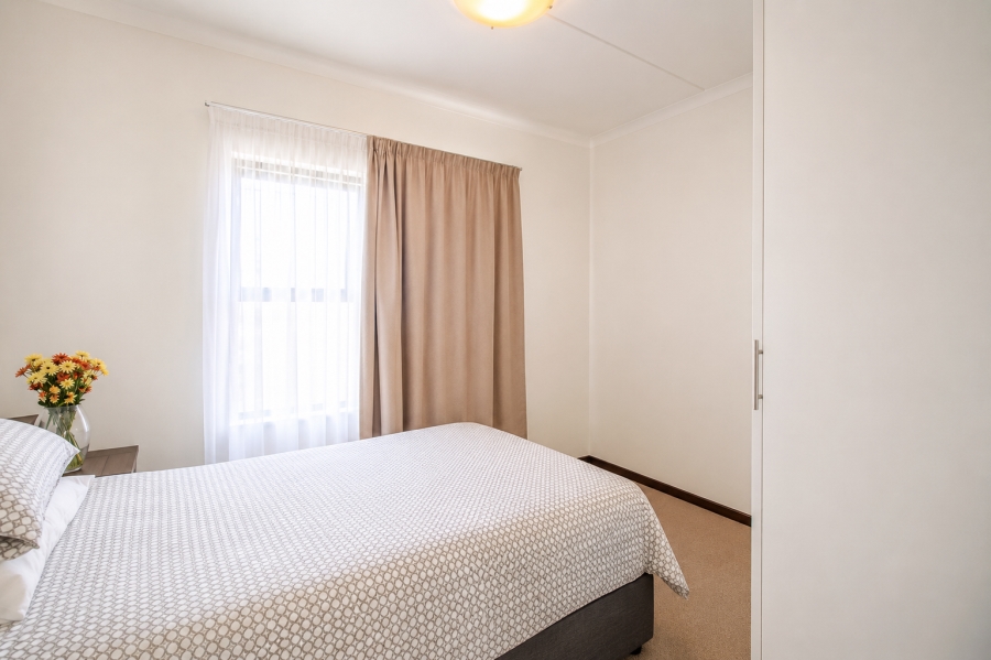 2 Bedroom Property for Sale in Erand Gardens Gauteng