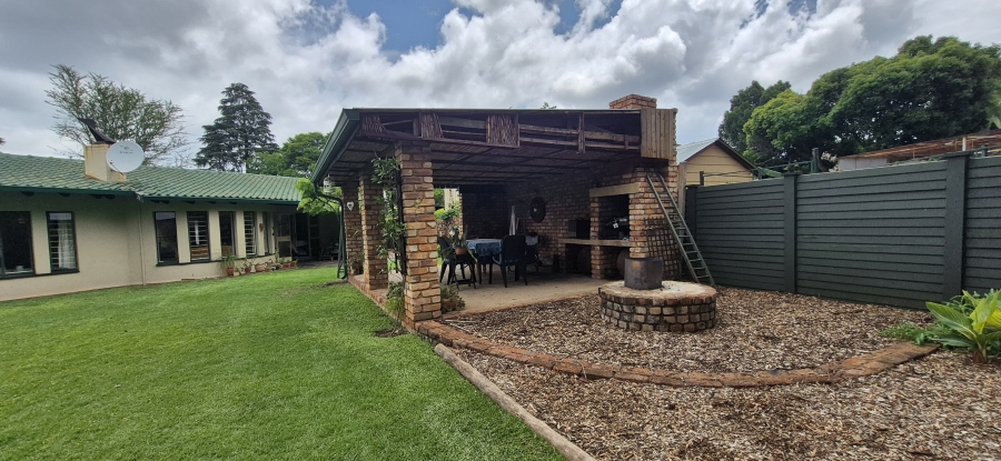 4 Bedroom Property for Sale in Doringkloof Gauteng