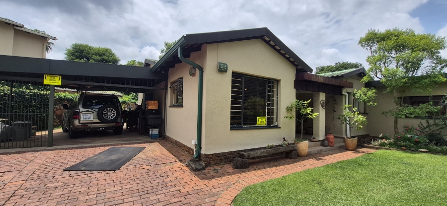 4 Bedroom Property for Sale in Doringkloof Gauteng
