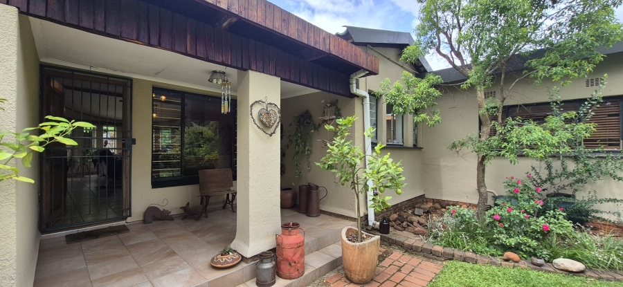 4 Bedroom Property for Sale in Doringkloof Gauteng