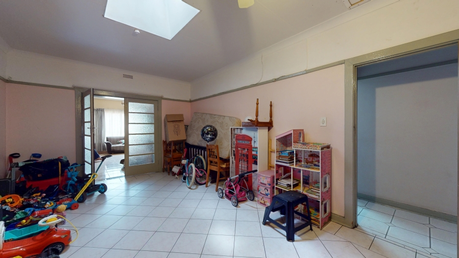 5 Bedroom Property for Sale in Primrose Gauteng