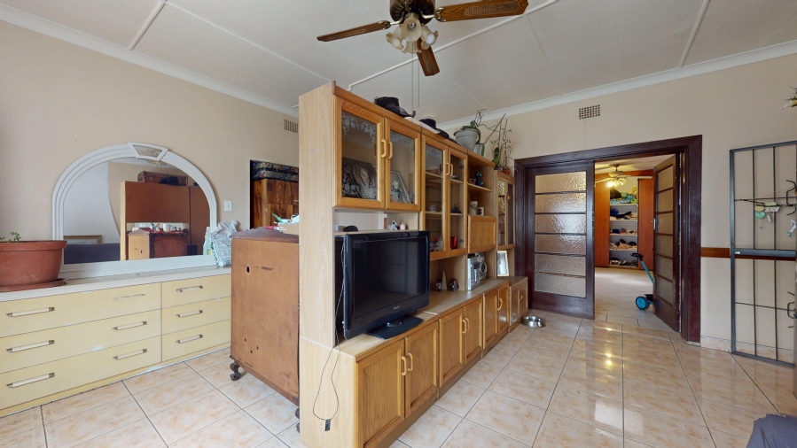 5 Bedroom Property for Sale in Primrose Gauteng