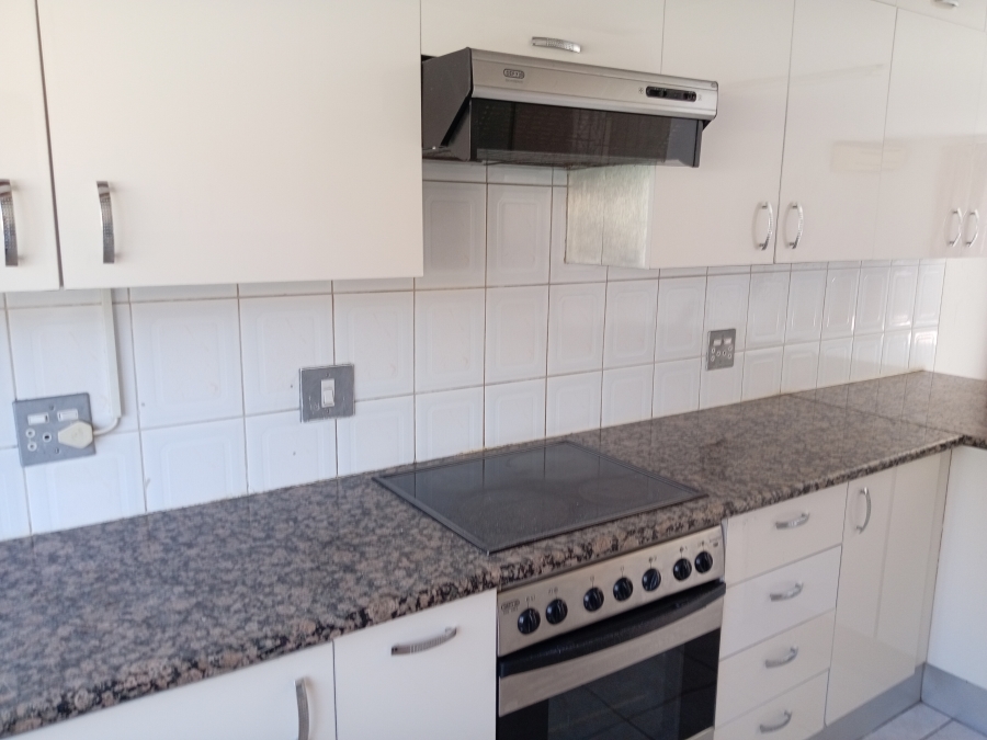 To Let 3 Bedroom Property for Rent in Suideroord Gauteng