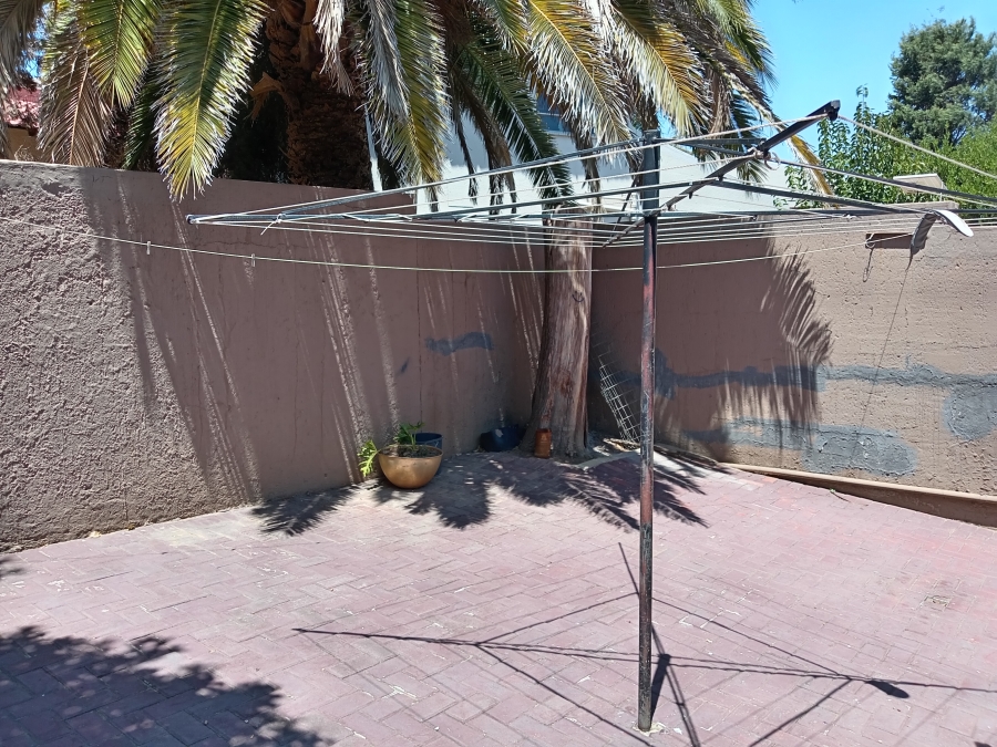 To Let 3 Bedroom Property for Rent in Suideroord Gauteng