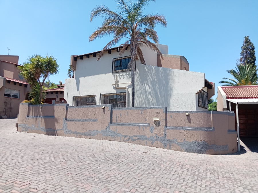 To Let 3 Bedroom Property for Rent in Suideroord Gauteng