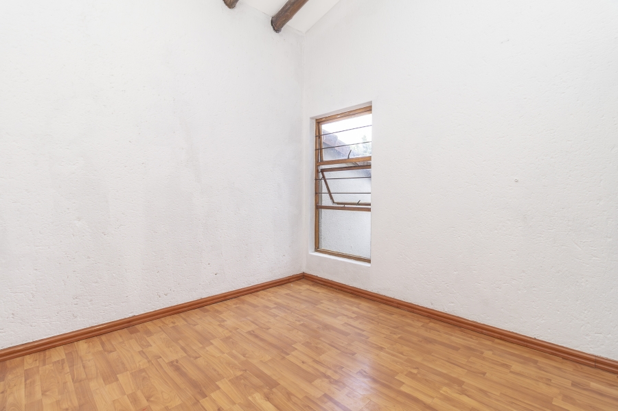 1 Bedroom Property for Sale in Paulshof Gauteng