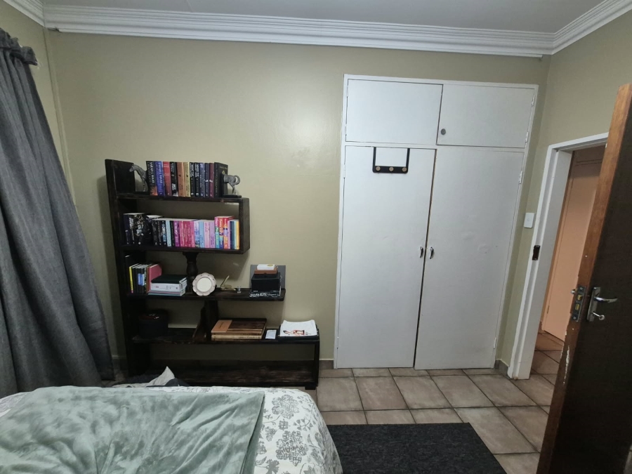 3 Bedroom Property for Sale in Faerie Glen Gauteng
