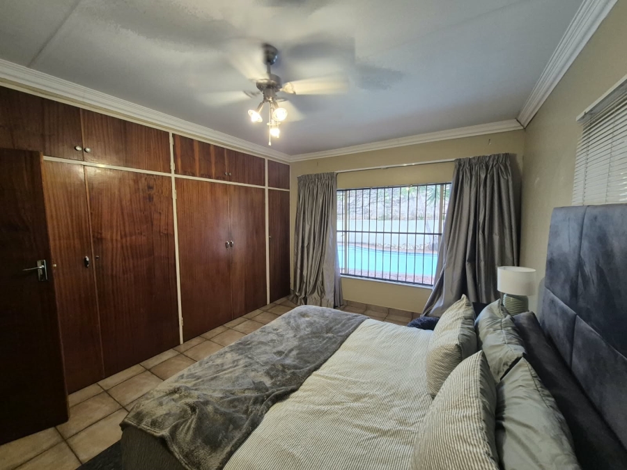 3 Bedroom Property for Sale in Faerie Glen Gauteng