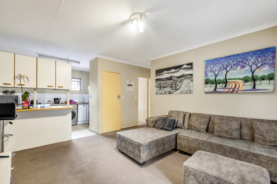 To Let 2 Bedroom Property for Rent in Ferndale Gauteng