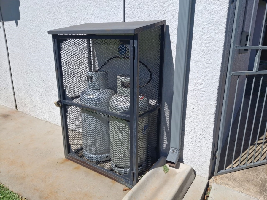 3 Bedroom Property for Sale in Ravenswood Gauteng