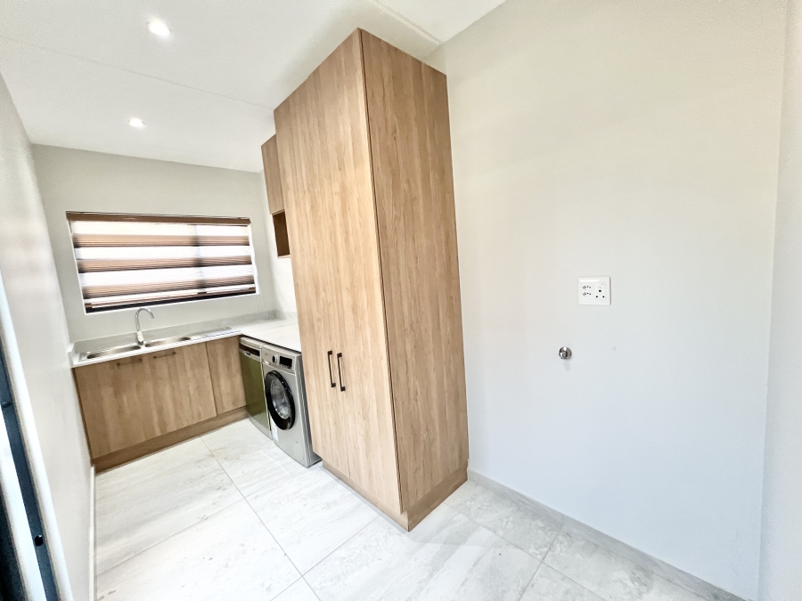 3 Bedroom Property for Sale in Carlswald Gauteng