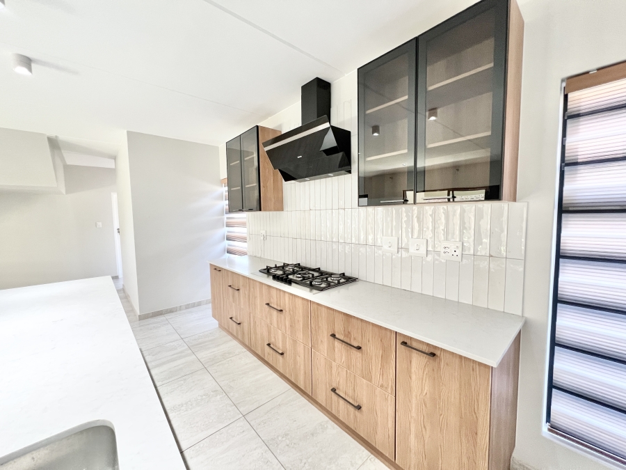 3 Bedroom Property for Sale in Carlswald Gauteng