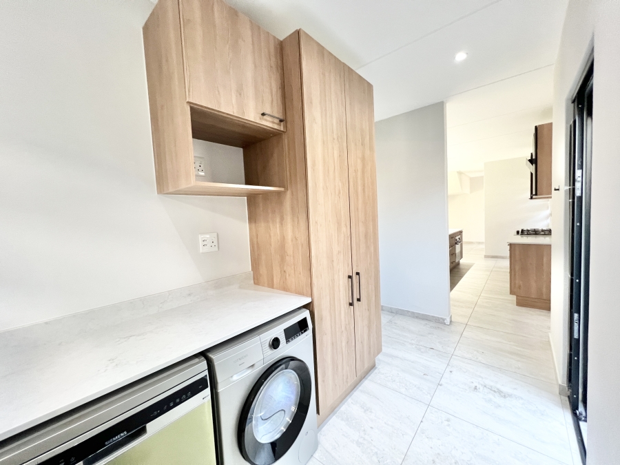 3 Bedroom Property for Sale in Carlswald Gauteng