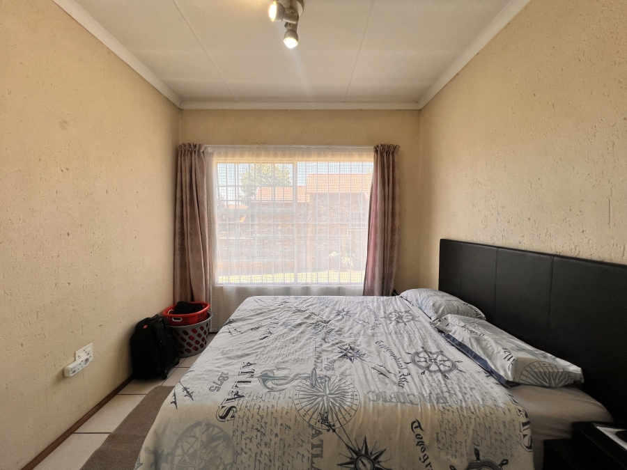 To Let 2 Bedroom Property for Rent in Kyalami Hills Gauteng