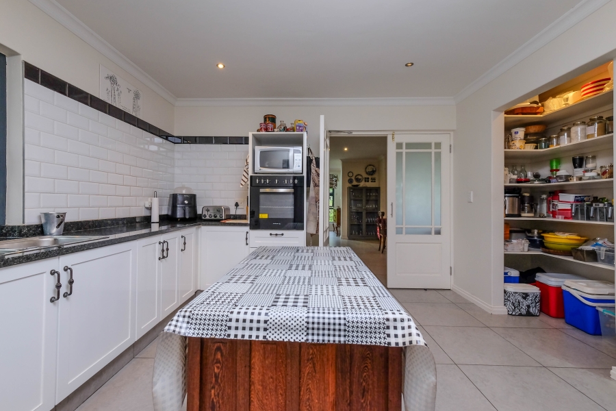 3 Bedroom Property for Sale in Kenmare Gauteng