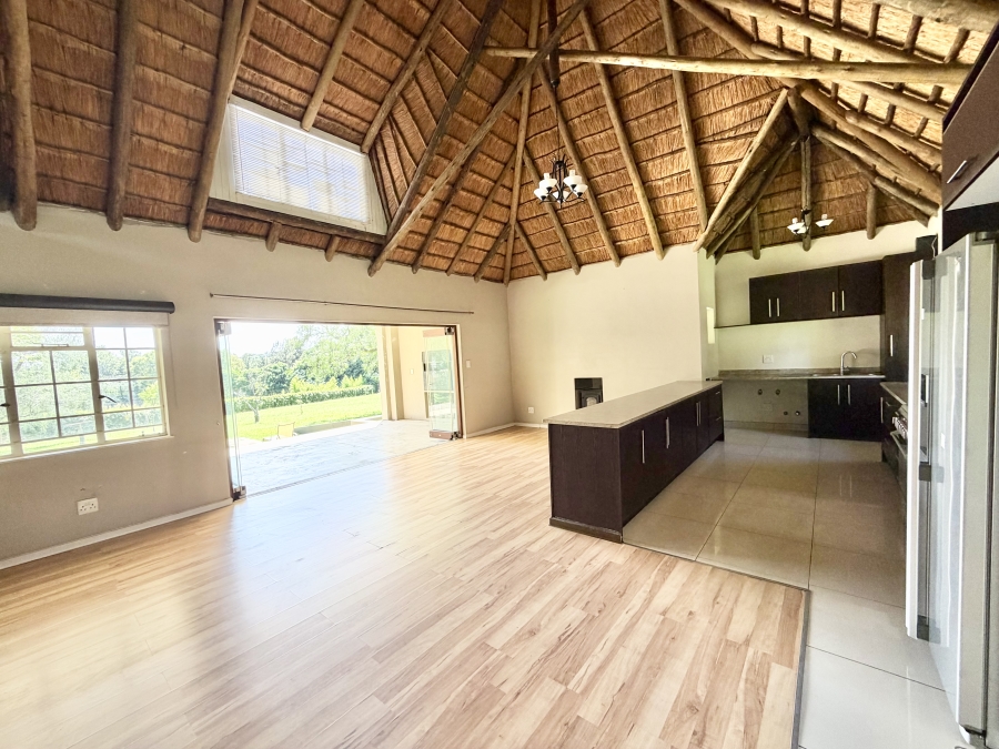 5 Bedroom Property for Sale in Glen Austin Gauteng