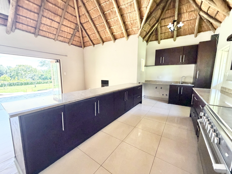 5 Bedroom Property for Sale in Glen Austin Gauteng