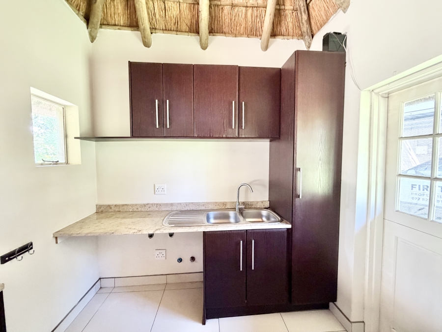 5 Bedroom Property for Sale in Glen Austin Gauteng