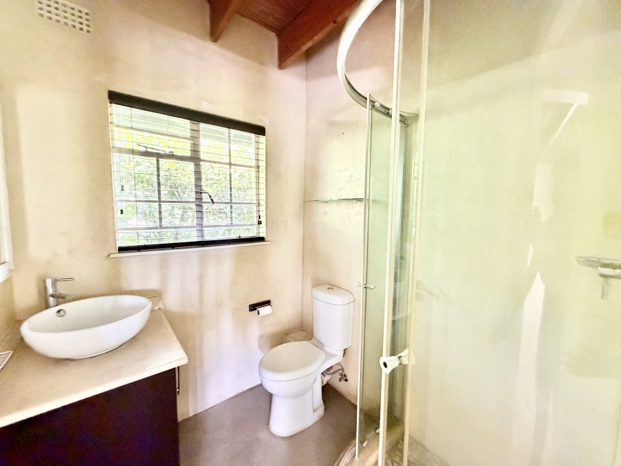 5 Bedroom Property for Sale in Glen Austin Gauteng