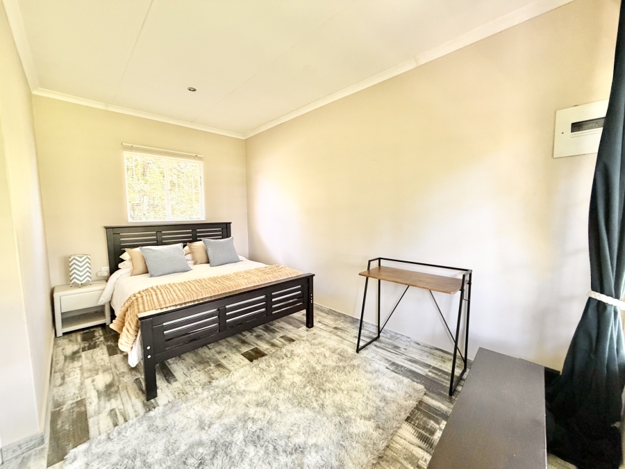 5 Bedroom Property for Sale in Glen Austin Gauteng