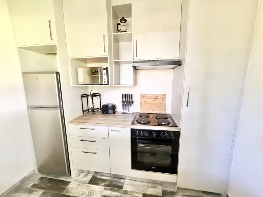 5 Bedroom Property for Sale in Glen Austin Gauteng