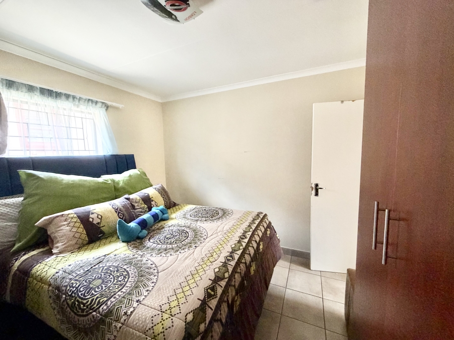 3 Bedroom Property for Sale in Kosmosdal Gauteng