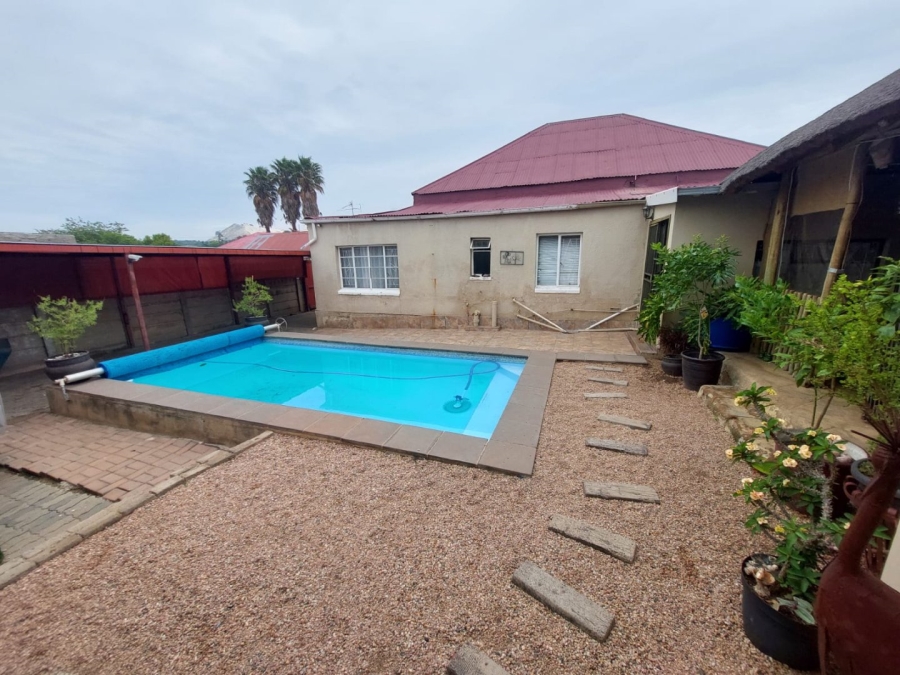 4 Bedroom Property for Sale in Krugersdorp West Gauteng