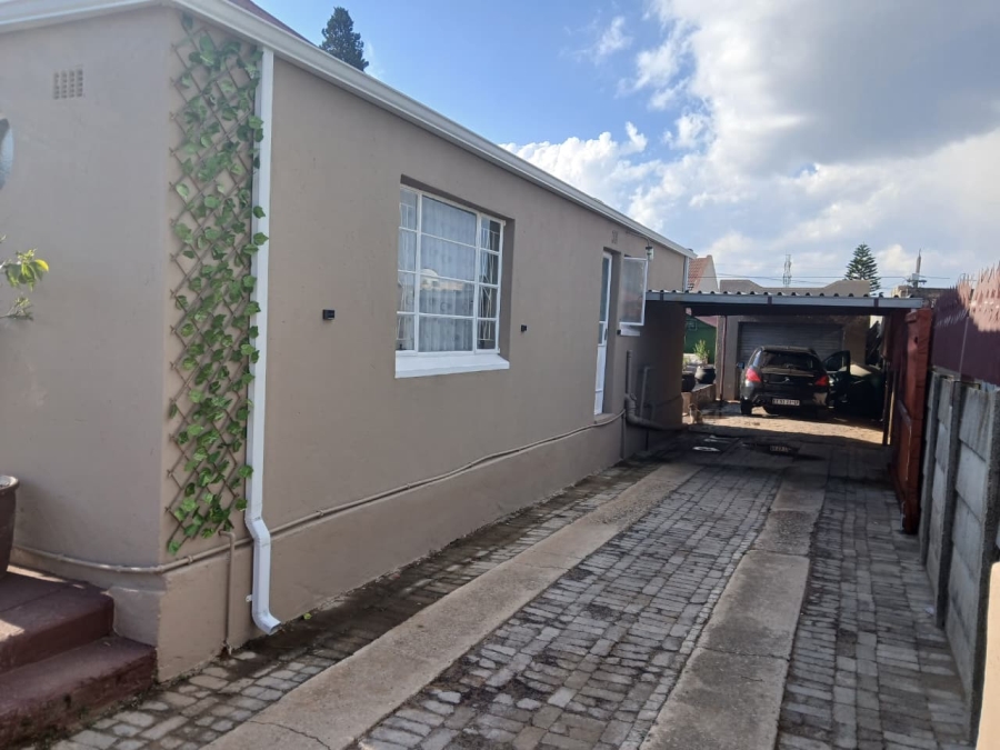 4 Bedroom Property for Sale in Krugersdorp West Gauteng