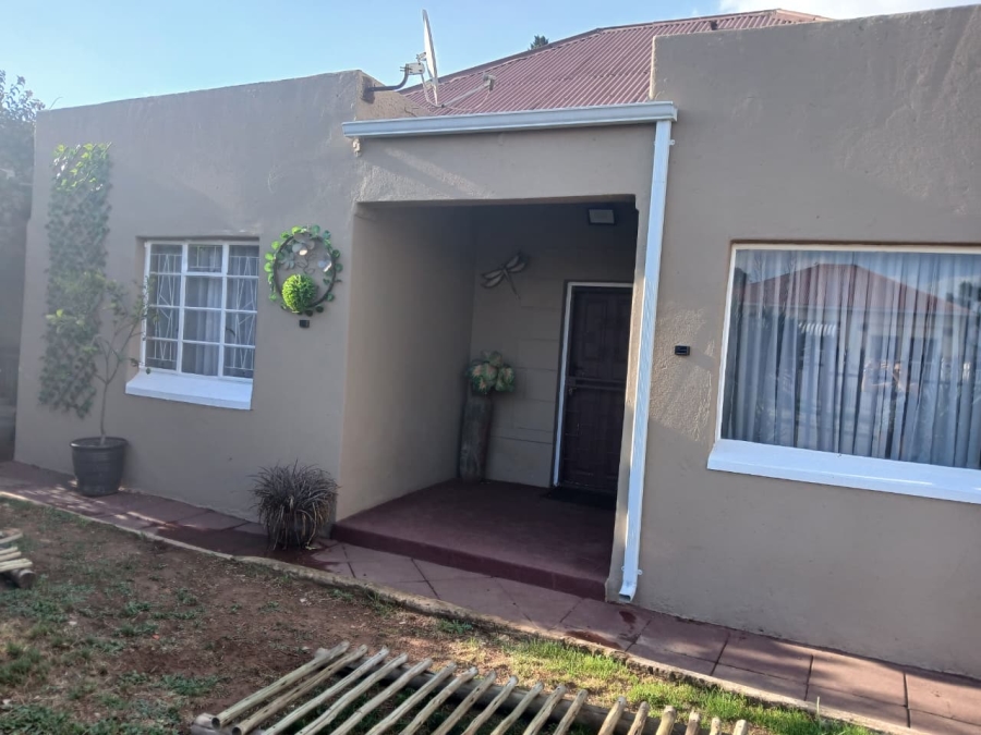 4 Bedroom Property for Sale in Krugersdorp West Gauteng