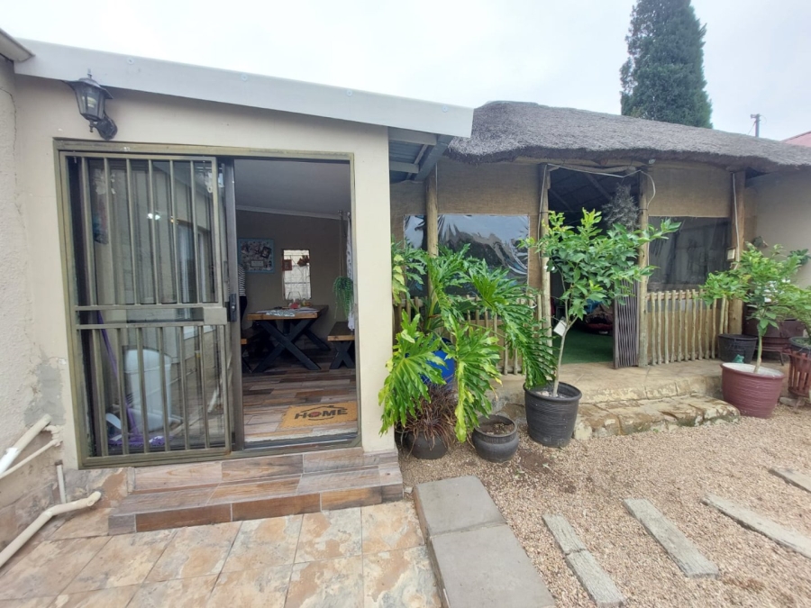 4 Bedroom Property for Sale in Krugersdorp West Gauteng
