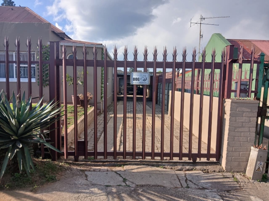 4 Bedroom Property for Sale in Krugersdorp West Gauteng