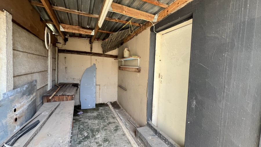 6 Bedroom Property for Sale in Krugersdorp West Gauteng