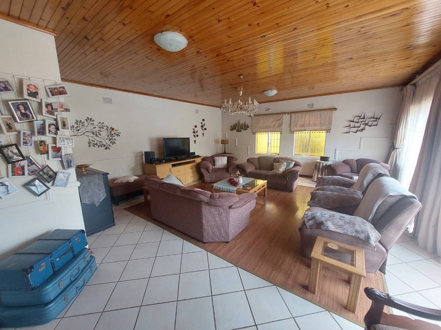 3 Bedroom Property for Sale in Helikonpark Gauteng