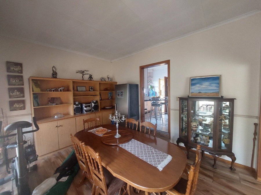 3 Bedroom Property for Sale in Helikonpark Gauteng