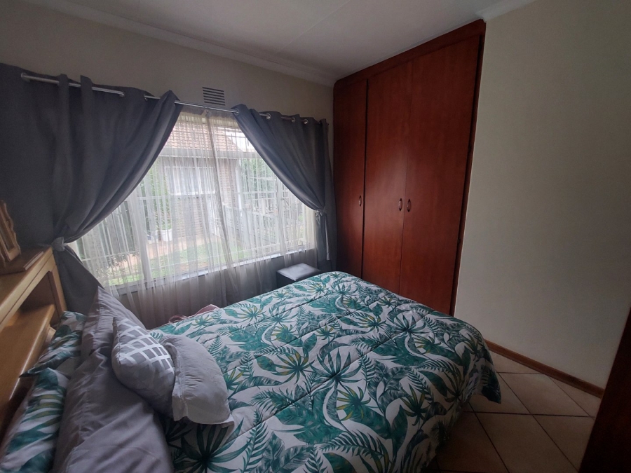 3 Bedroom Property for Sale in Helikonpark Gauteng