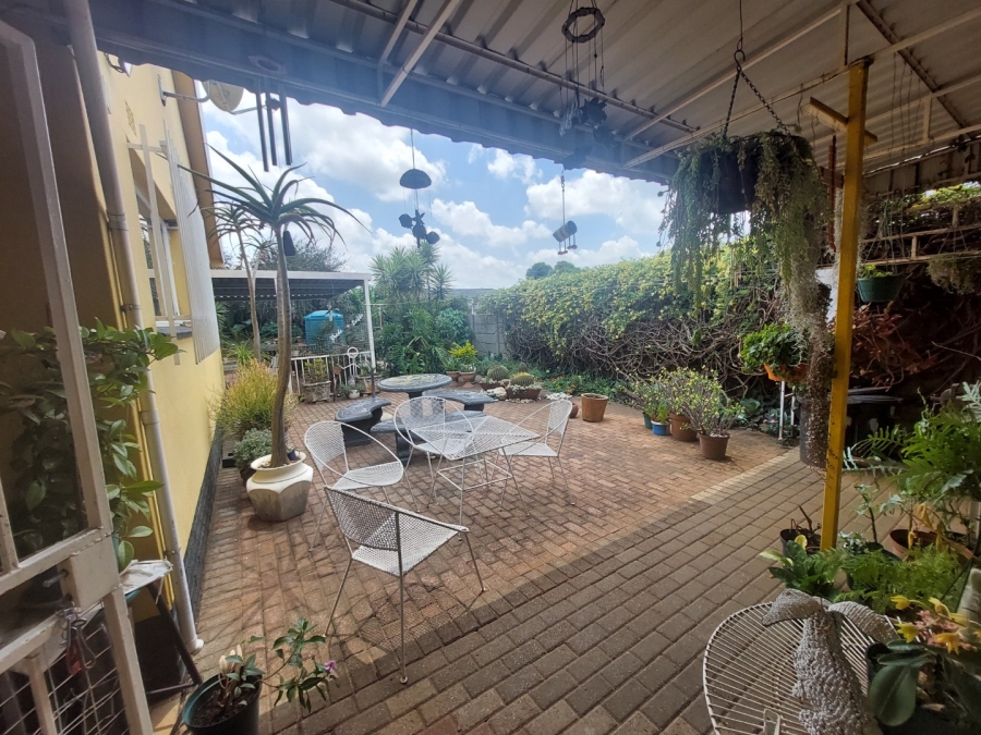 3 Bedroom Property for Sale in Helikonpark Gauteng