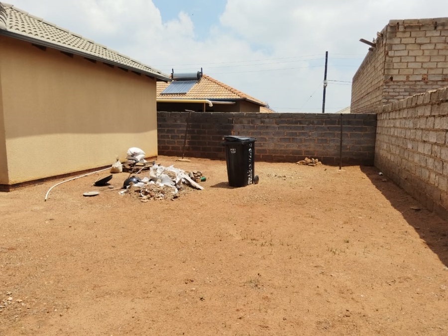 2 Bedroom Property for Sale in Protea Glen Gauteng