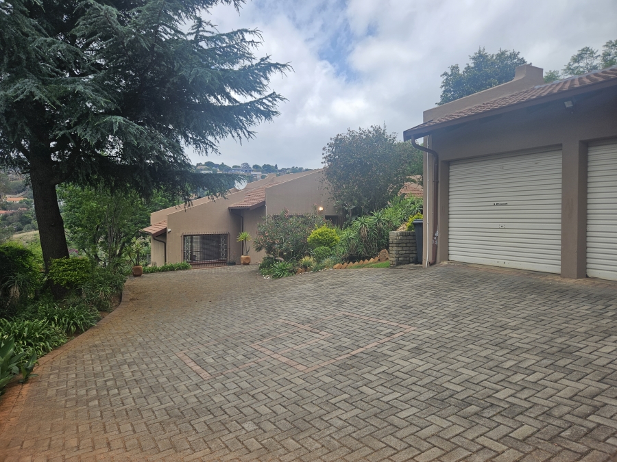 3 Bedroom Property for Sale in Kenmare Gauteng