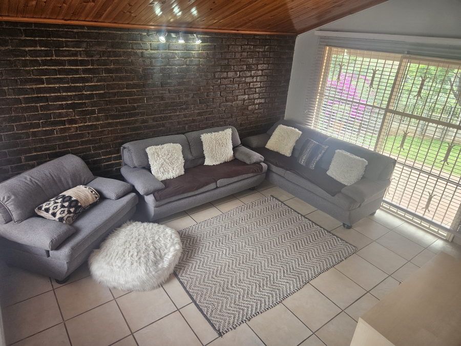 3 Bedroom Property for Sale in Kenmare Gauteng